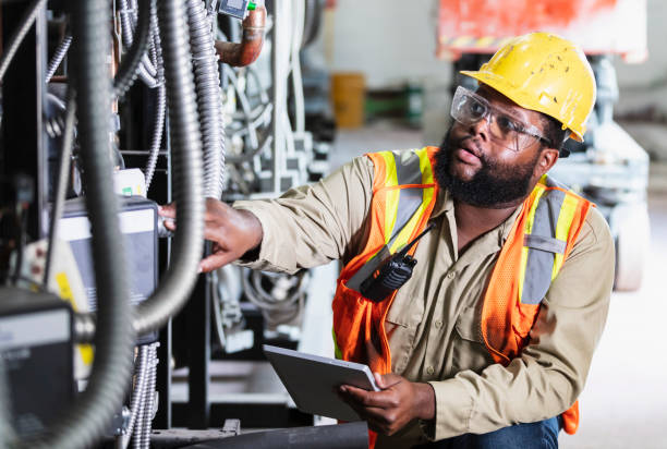 Best Electrical Repair Services  in Fort Dodge, IA